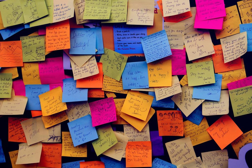 őszi újrakezdés post it felhő